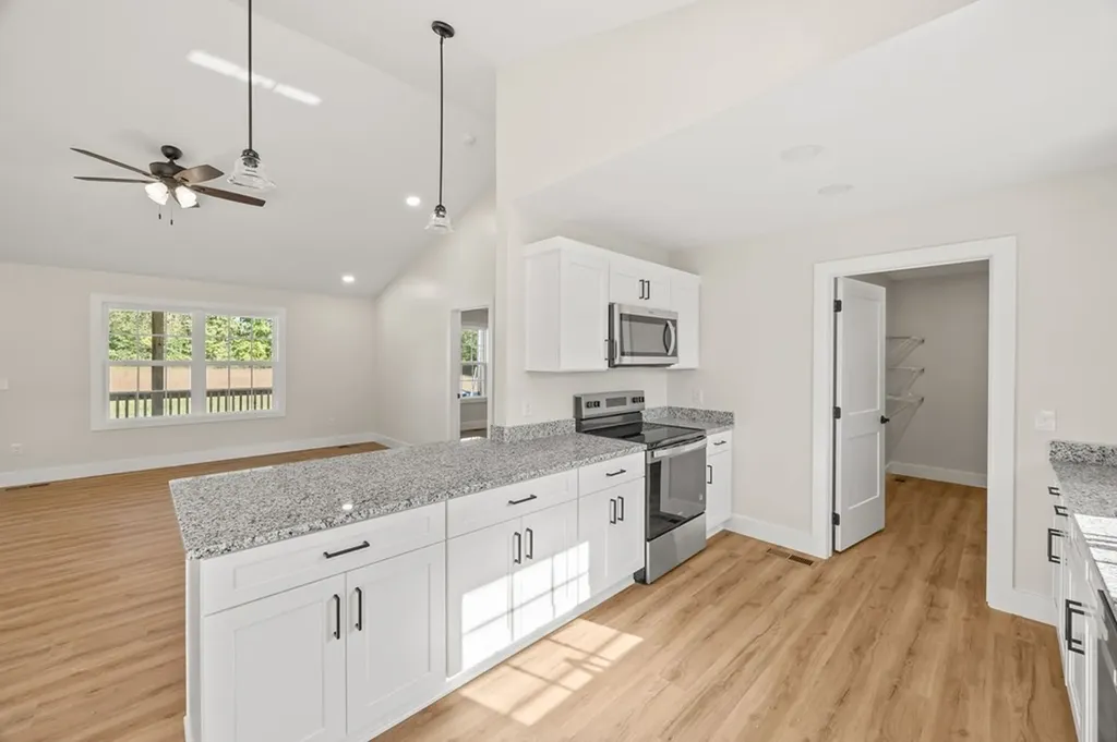 291 5th Avenue S Baxter TN 38544