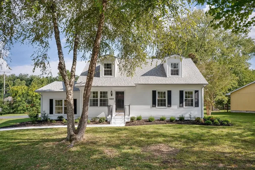 1175 Meadow Cookeville TN 38501