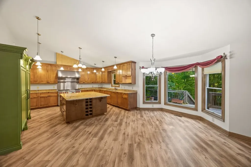 34 Cove Place Monterey TN 38574