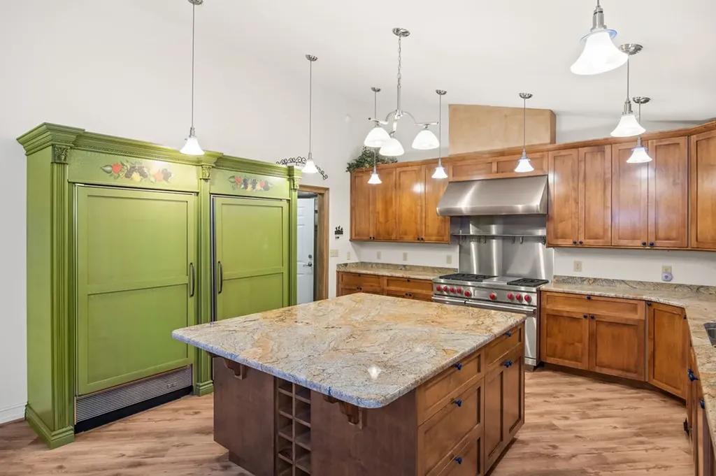 34 Cove Place Monterey TN 38574