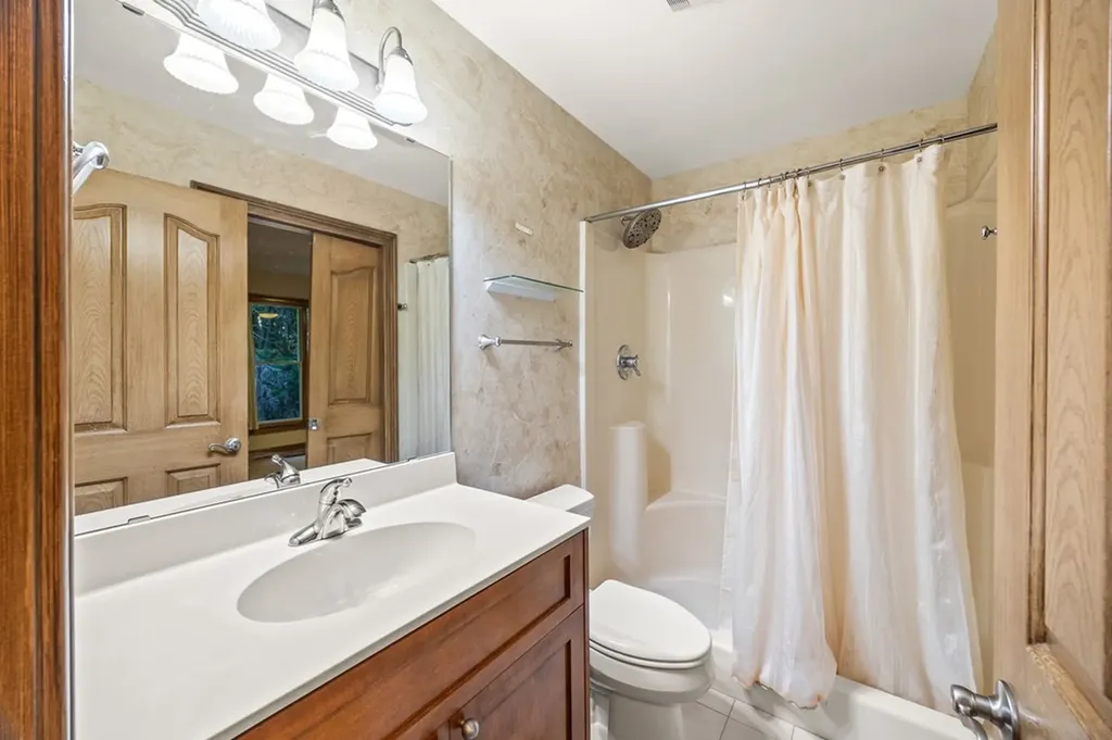 34 Cove Place Monterey TN 38574