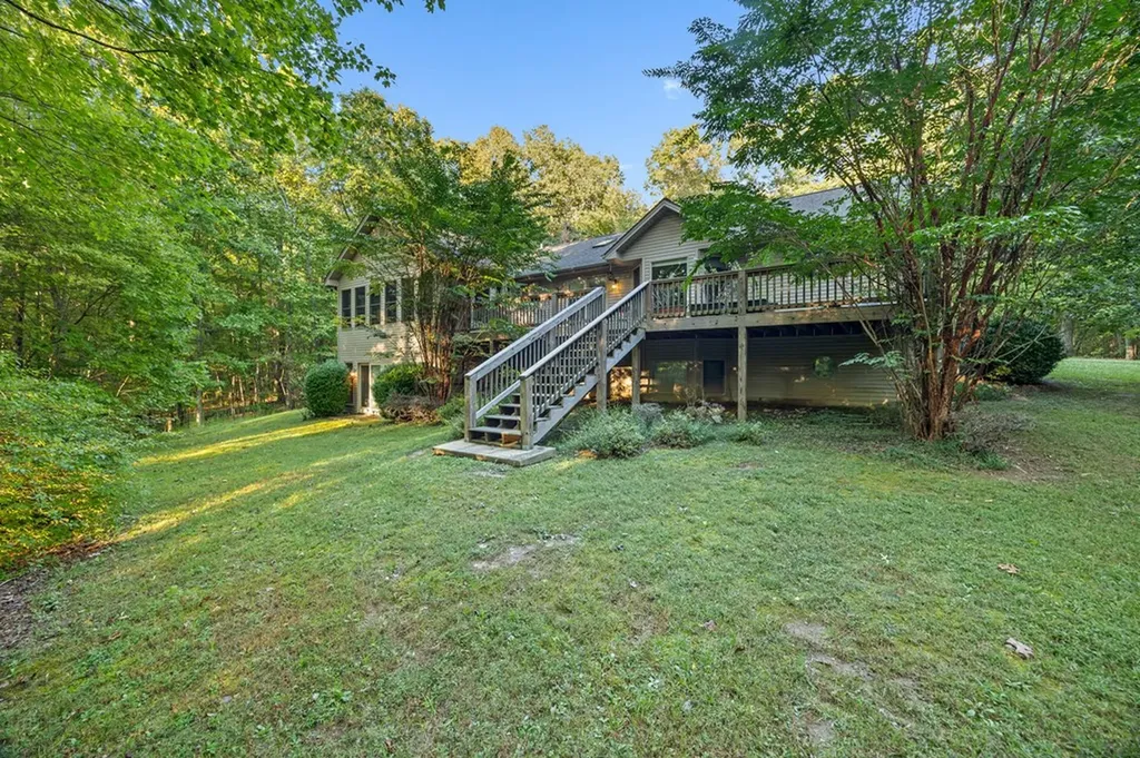 34 Cove Place Monterey TN 38574