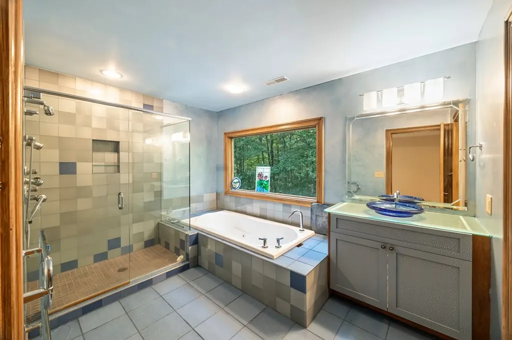 34 Cove Place Monterey TN 38574