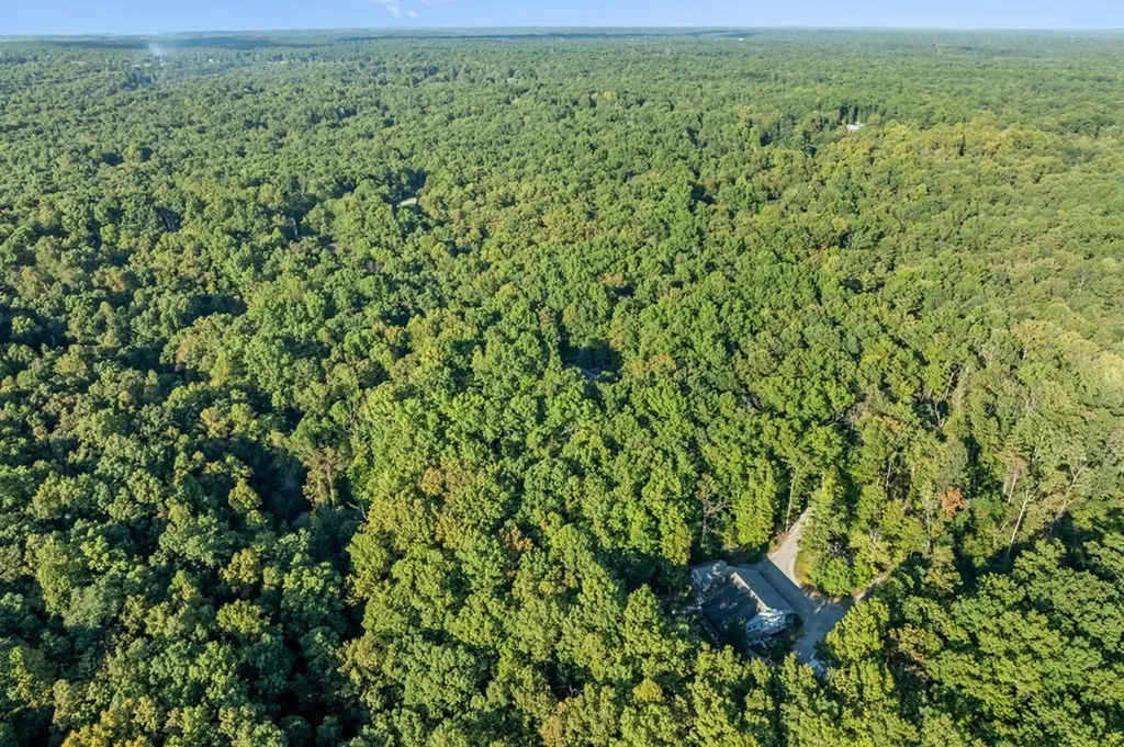 34 Cove Place Monterey TN 38574