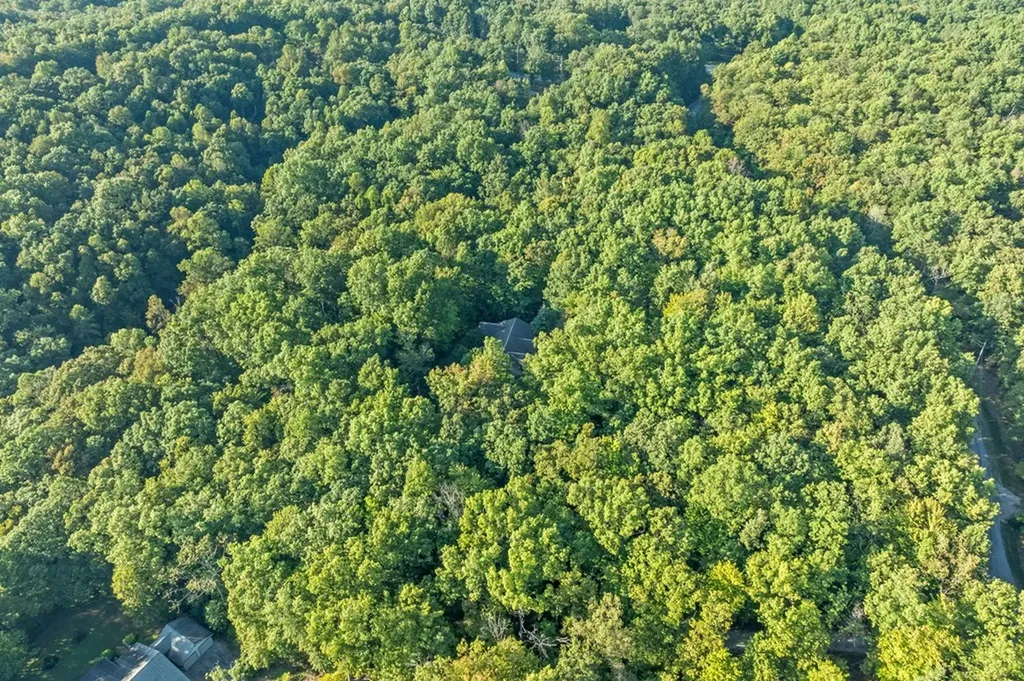 34 Cove Place Monterey TN 38574