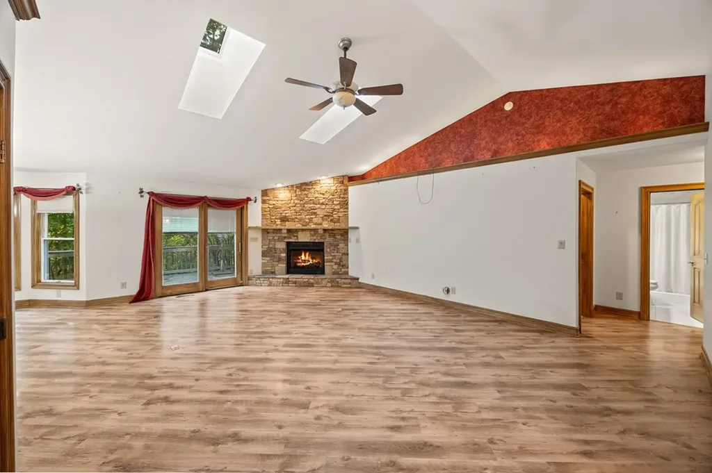 34 Cove Place Monterey TN 38574