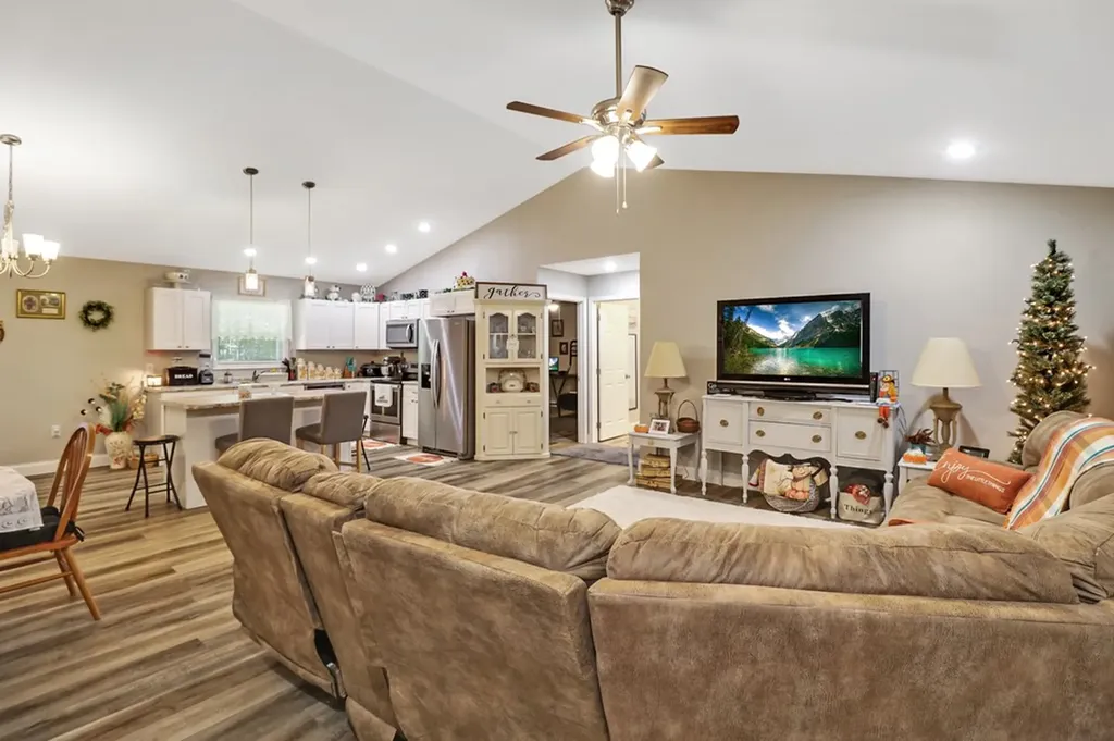 413 Street Anthony Drive Jamestown TN 38556