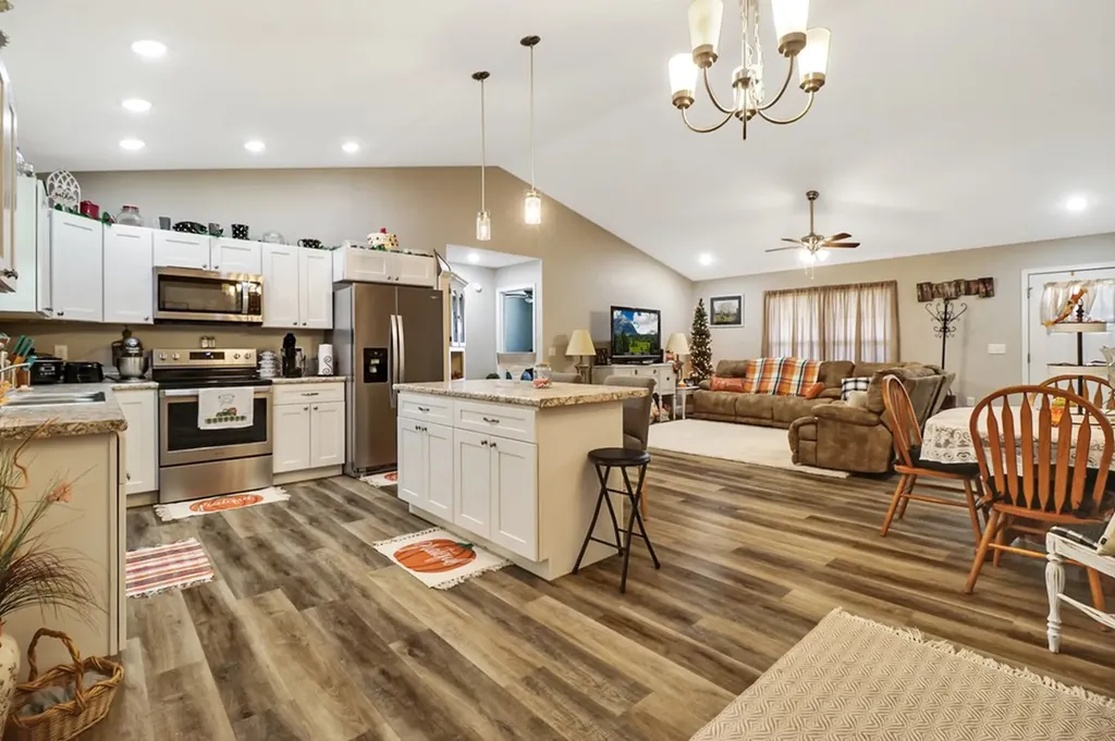 413 Street Anthony Drive Jamestown TN 38556