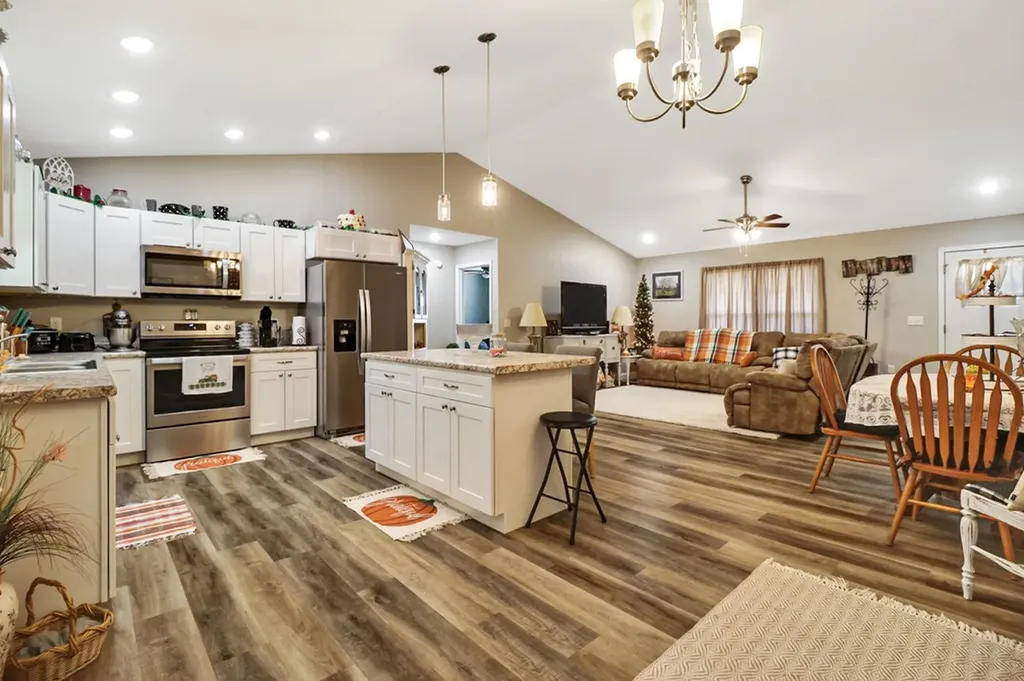 413 Street Anthony Drive Jamestown TN 38556