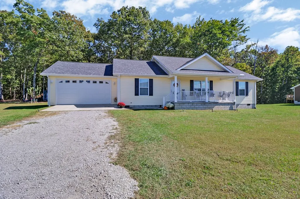 413 Street Anthony Drive Jamestown TN 38556