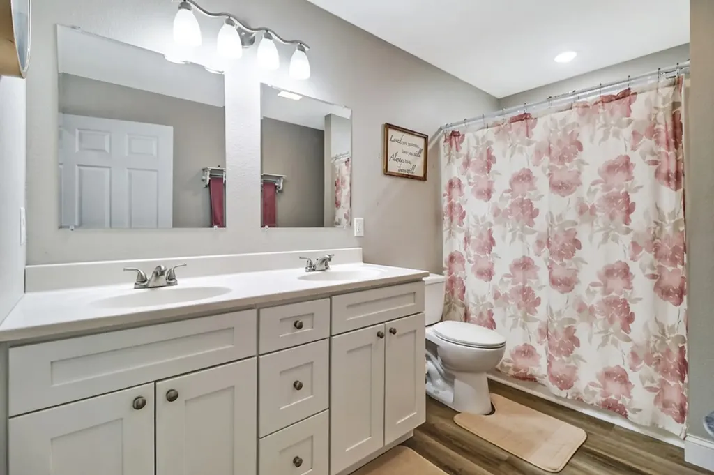 413 Street Anthony Drive Jamestown TN 38556