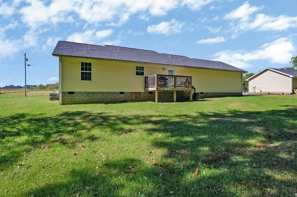 413 Street Anthony Drive Jamestown TN 38556