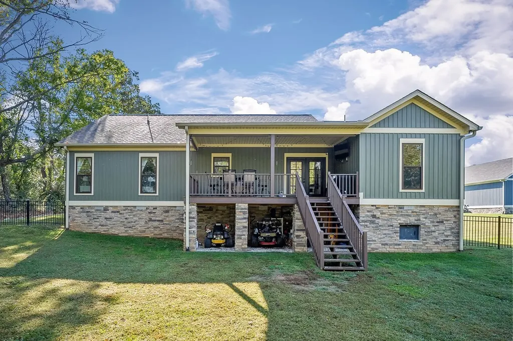 245 Crooked Creek Drive Cookeville TN 38506