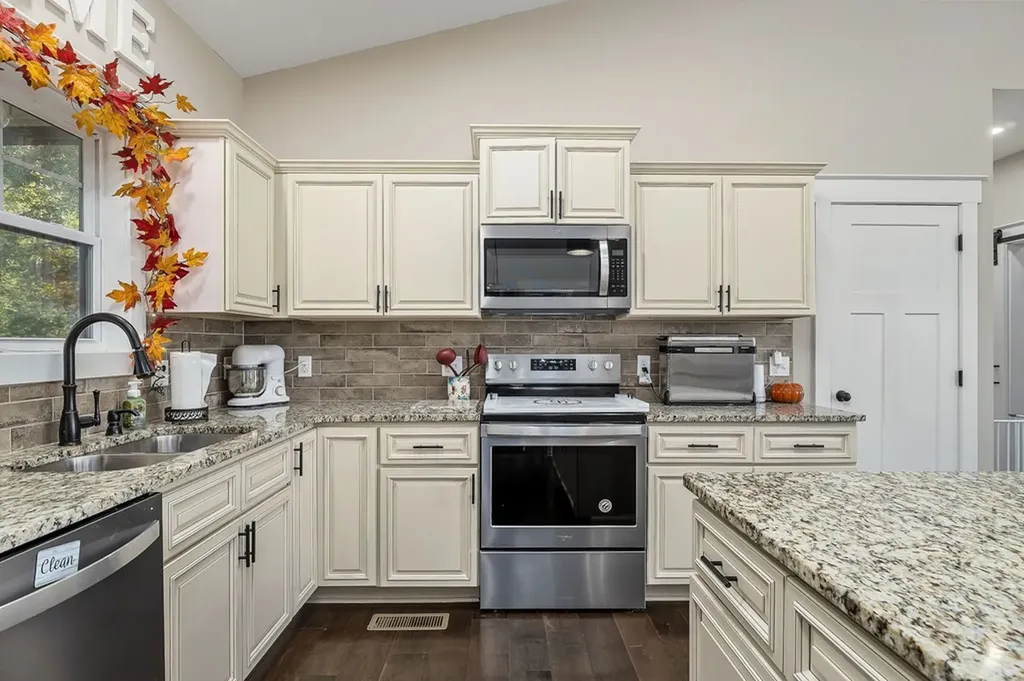 245 Crooked Creek Drive Cookeville TN 38506