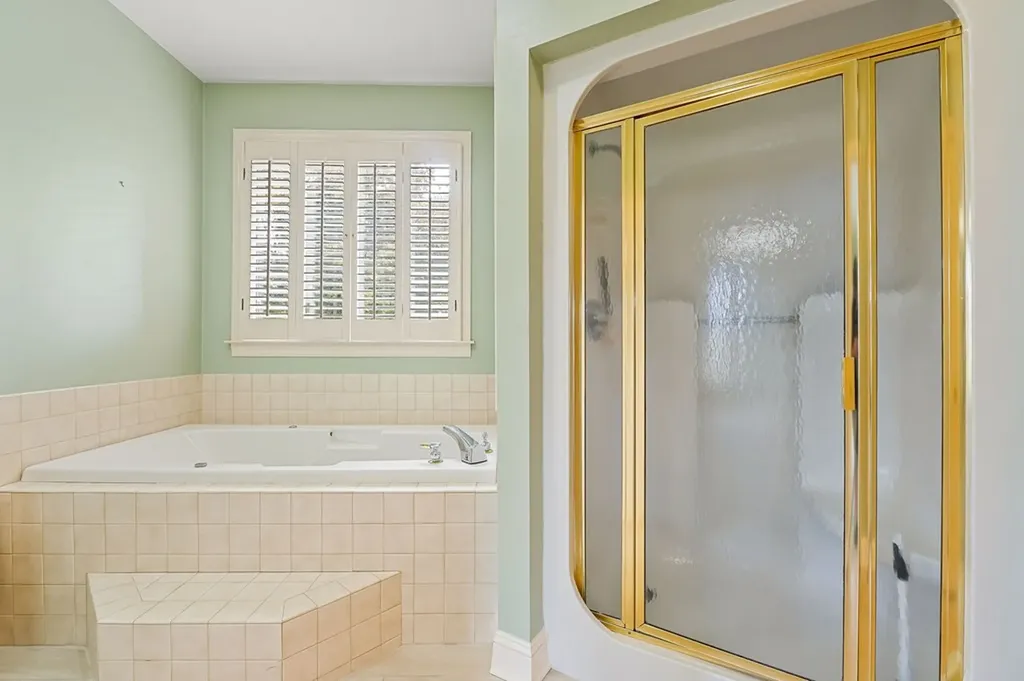 328 Riley Avenue Smithville TN 37166