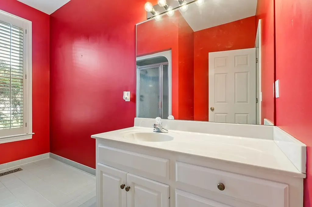 328 Riley Avenue Smithville TN 37166