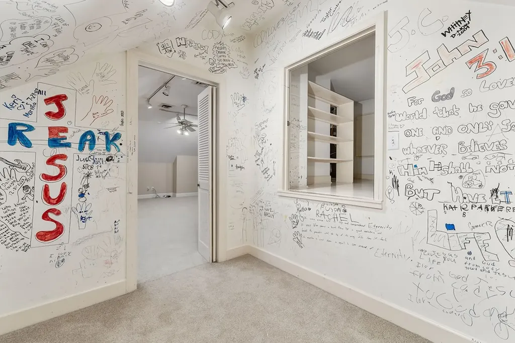 328 Riley Avenue Smithville TN 37166