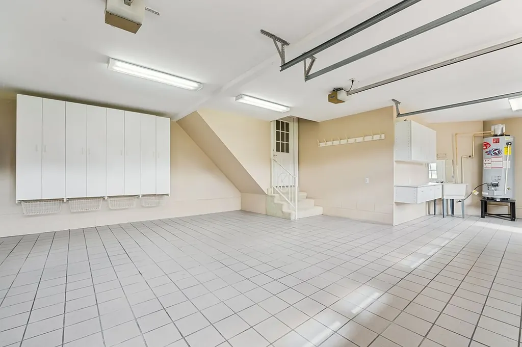 328 Riley Avenue Smithville TN 37166