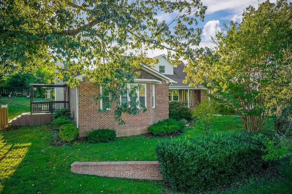 1198 N Franklin Avenue Cookeville TN 38501