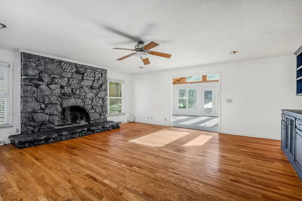 1198 N Franklin Avenue Cookeville TN 38501