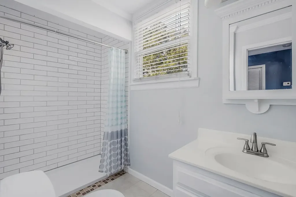 1198 N Franklin Avenue Cookeville TN 38501