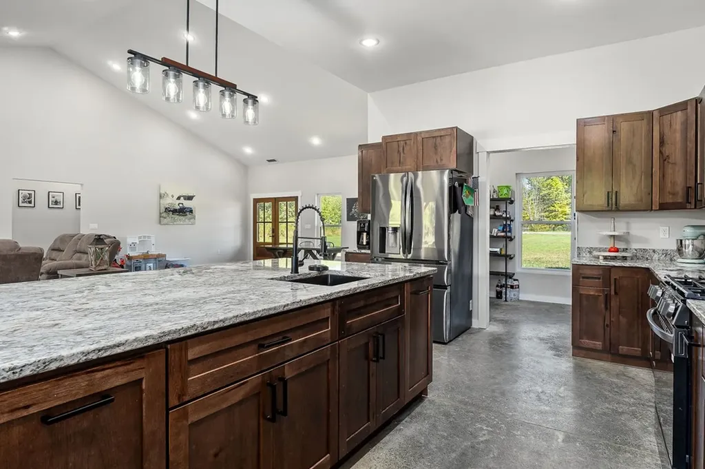 303 Clearfield Lane Cookeville TN 38506