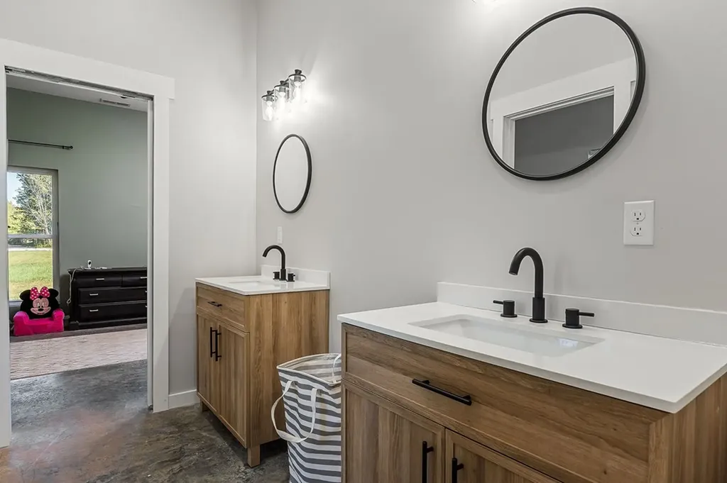 303 Clearfield Lane Cookeville TN 38506