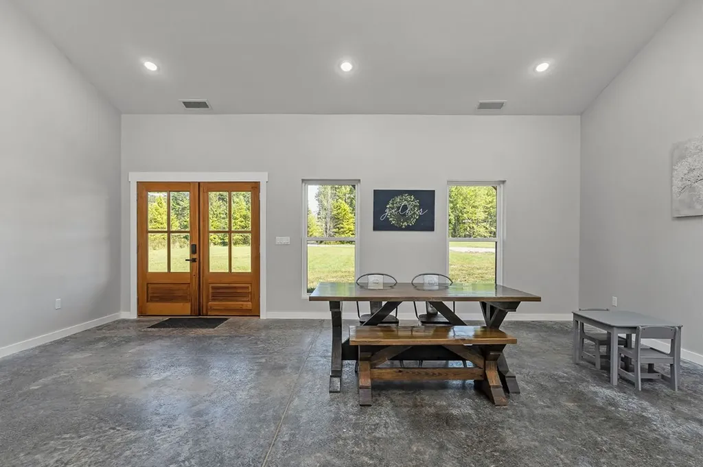 303 Clearfield Lane Cookeville TN 38506