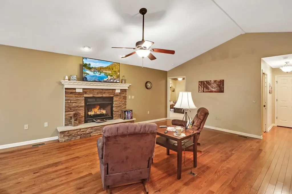 224 Victoria Circle Jamestown TN 38556-5178