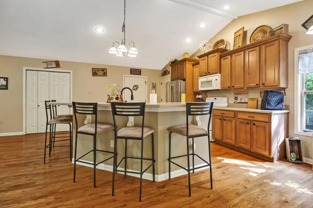 224 Victoria Circle Jamestown TN 38556-5178