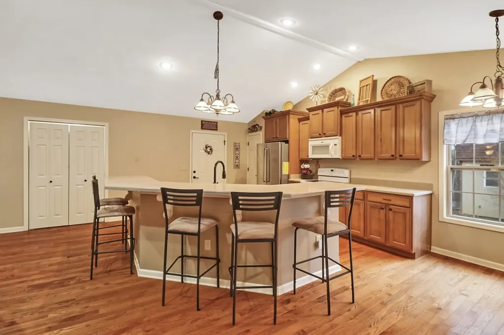 224 Victoria Circle Jamestown TN 38556-5178