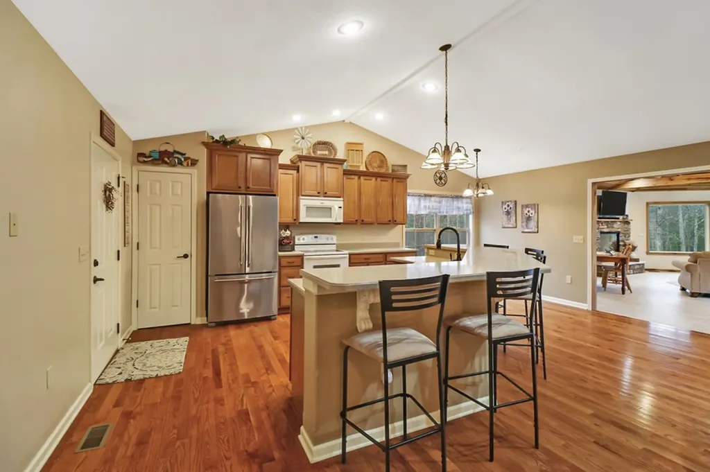 224 Victoria Circle Jamestown TN 38556-5178