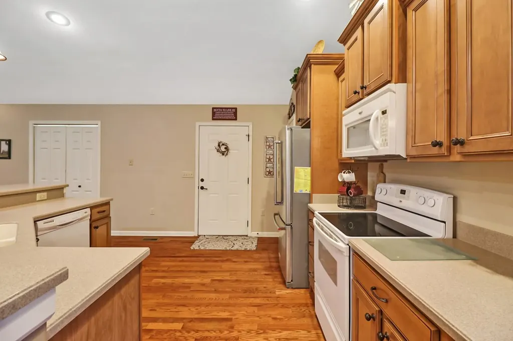 224 Victoria Circle Jamestown TN 38556-5178