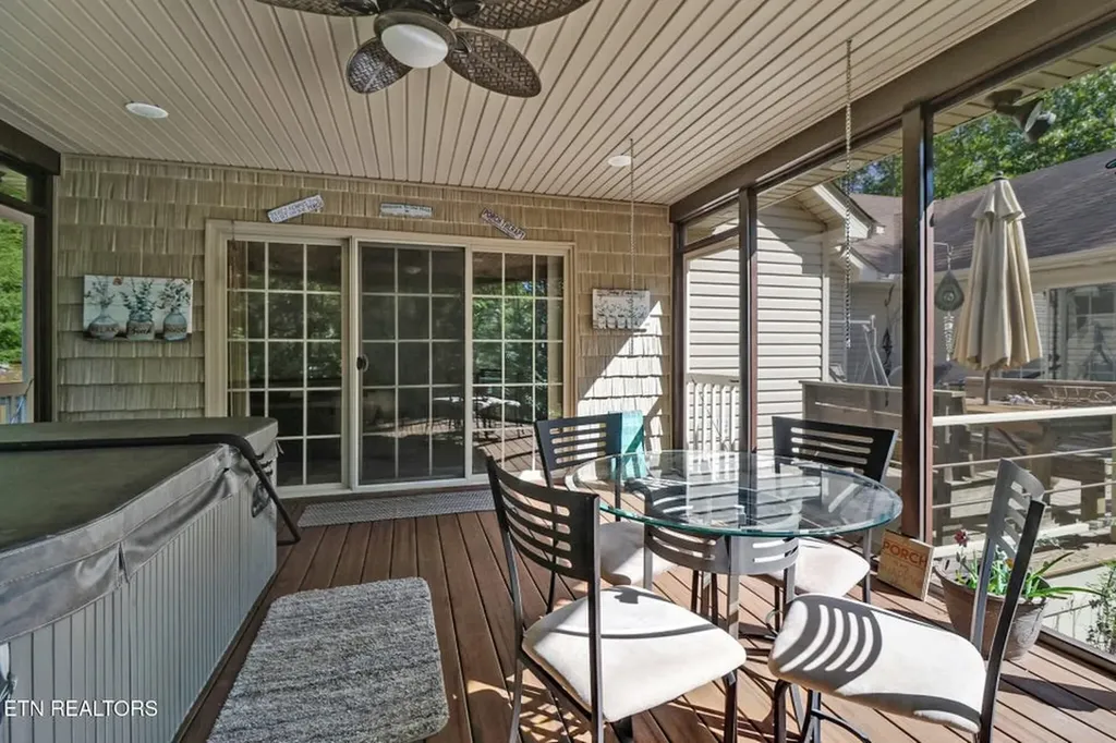 224 Victoria Circle Jamestown TN 38556-5178