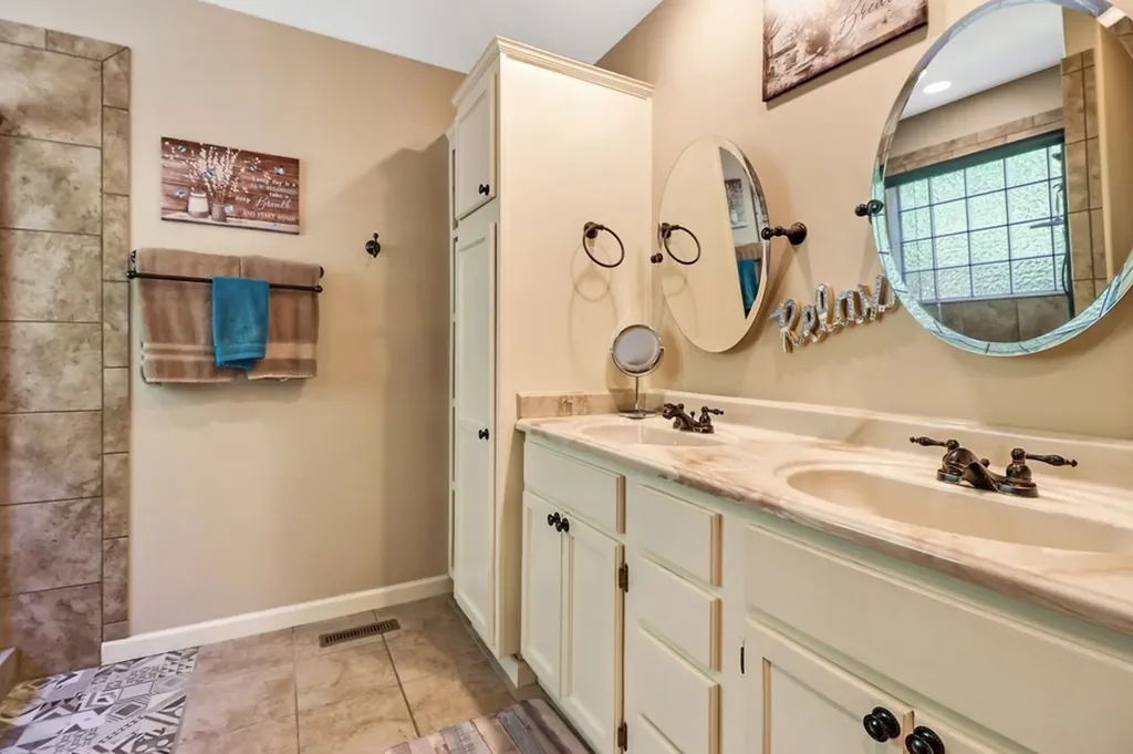 224 Victoria Circle Jamestown TN 38556-5178