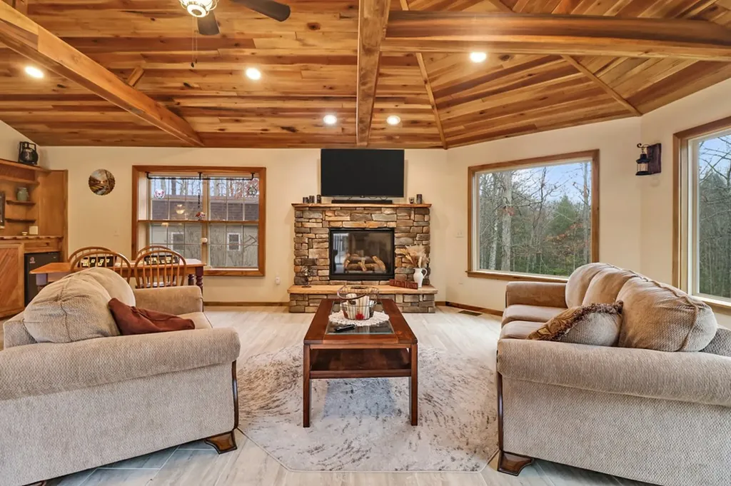 224 Victoria Circle Jamestown TN 38556-5178