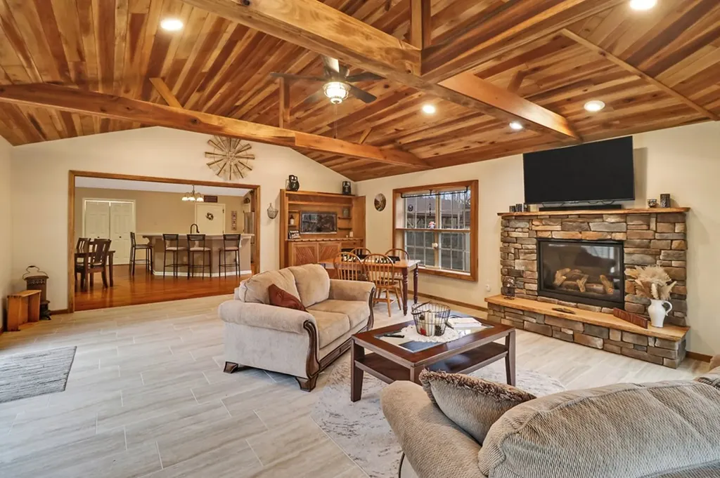 224 Victoria Circle Jamestown TN 38556-5178