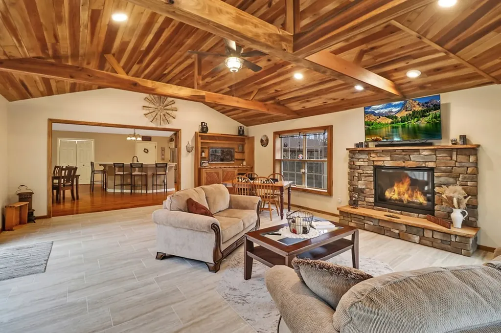 224 Victoria Circle Jamestown TN 38556-5178