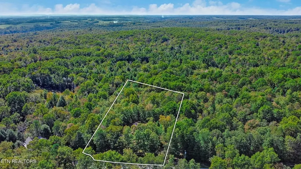 224 Victoria Circle Jamestown TN 38556-5178