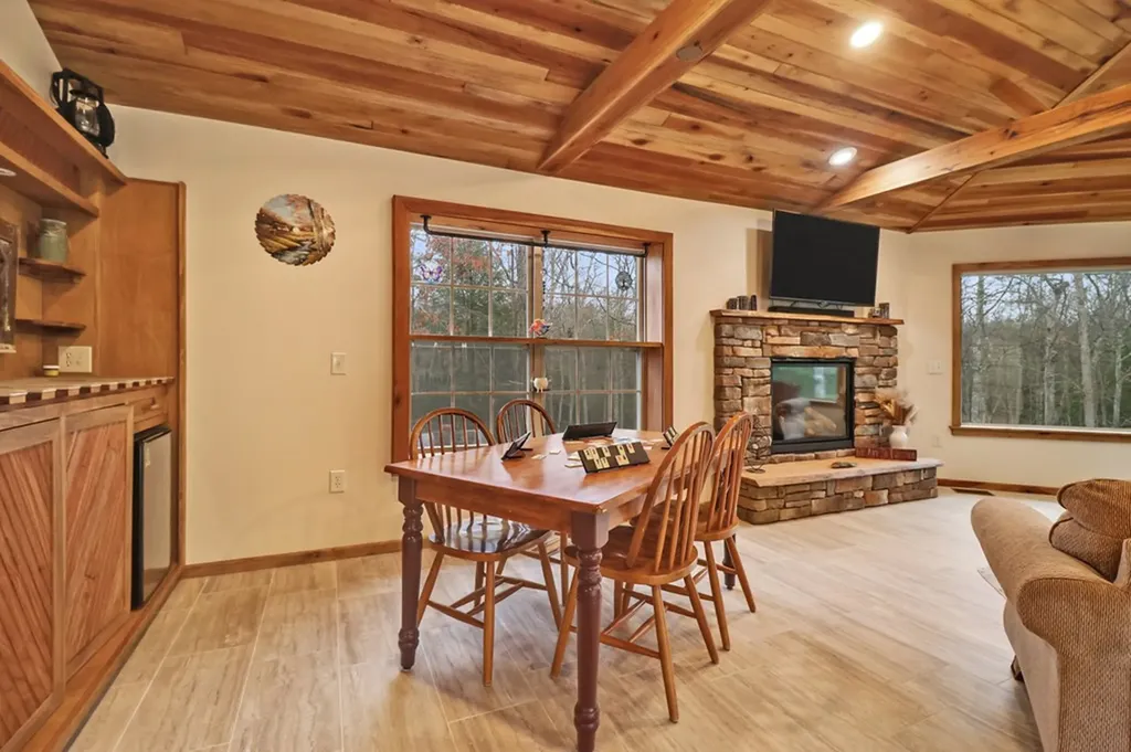 224 Victoria Circle Jamestown TN 38556-5178