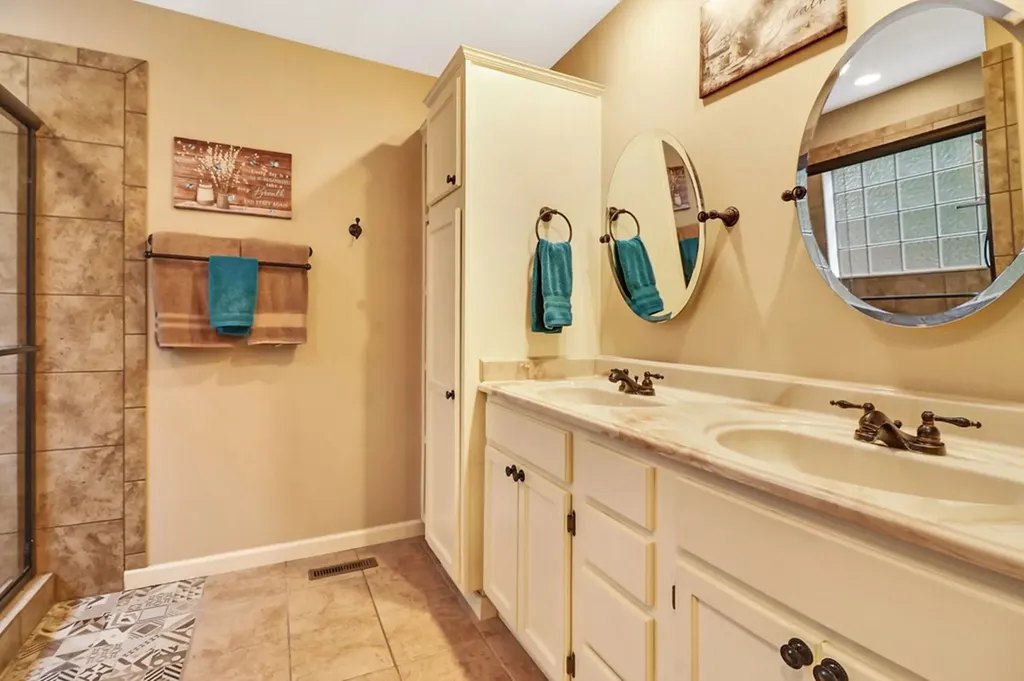 224 Victoria Circle Jamestown TN 38556-5178