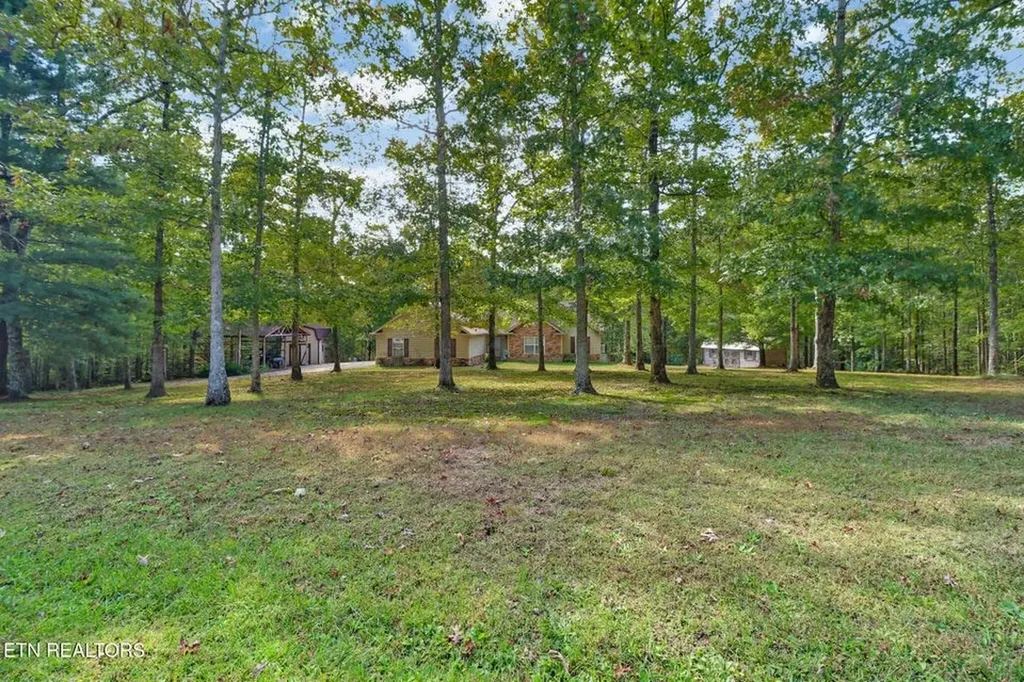 224 Victoria Circle Jamestown TN 38556-5178