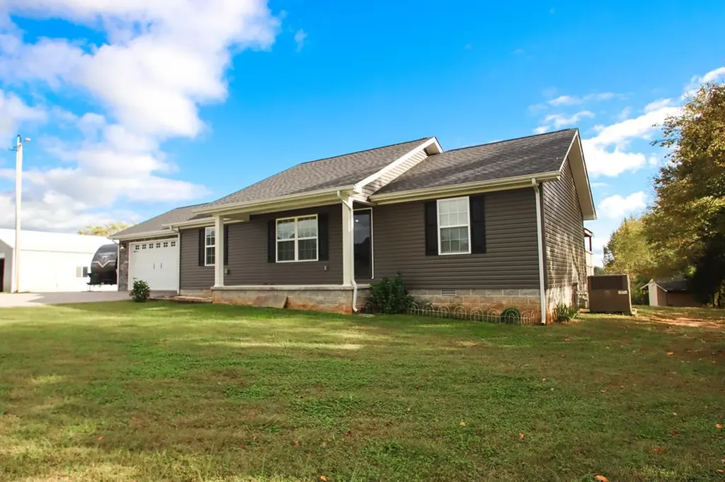 272 Jim Hennessee Sparta TN 38583