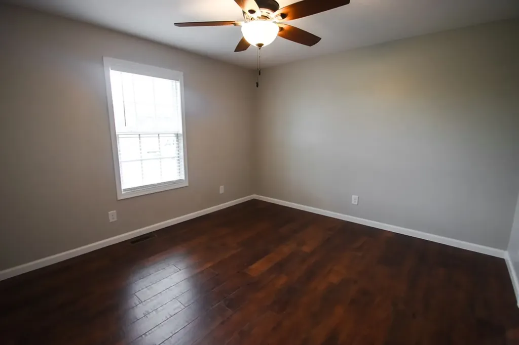 272 Jim Hennessee Sparta TN 38583