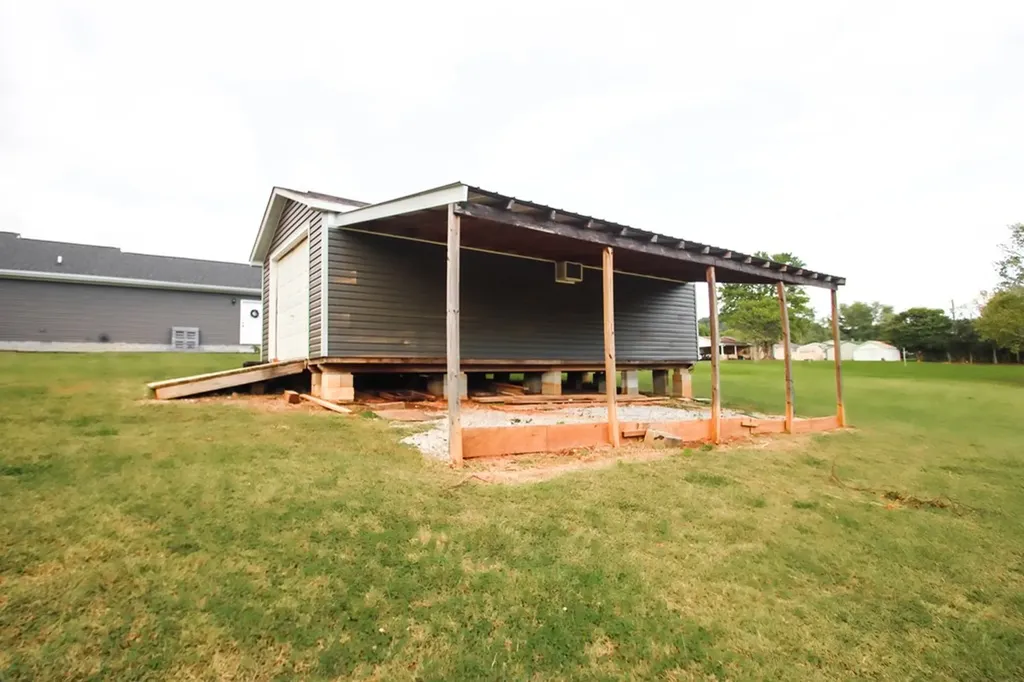 272 Jim Hennessee Sparta TN 38583