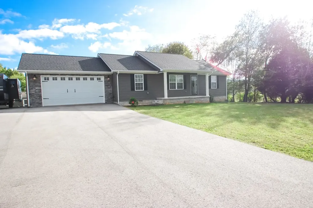272 Jim Hennessee Sparta TN 38583