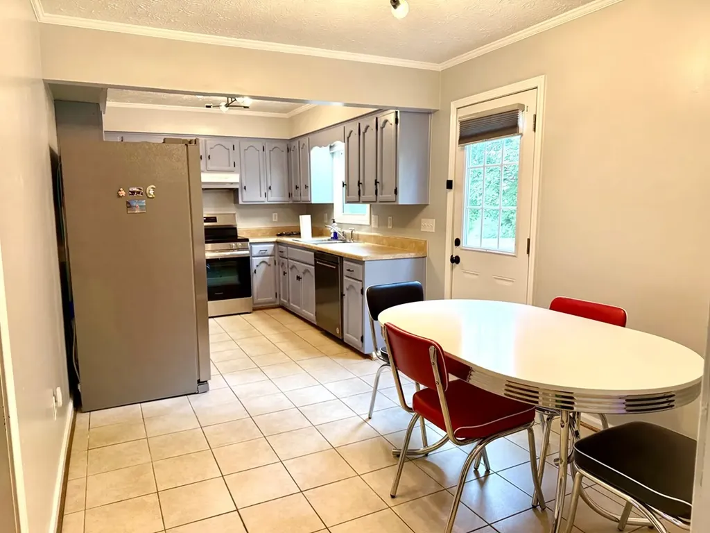 2408 Magnolia Cookeville TN 38506