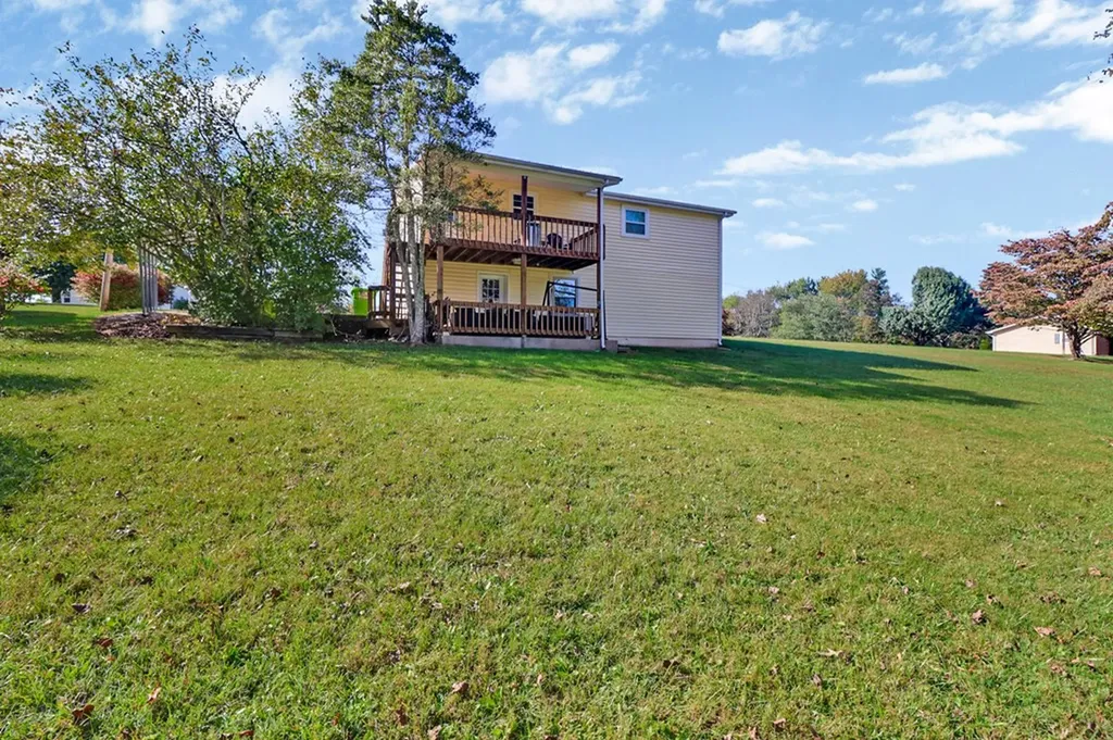 141 Crestview Drive Crossville TN 38555