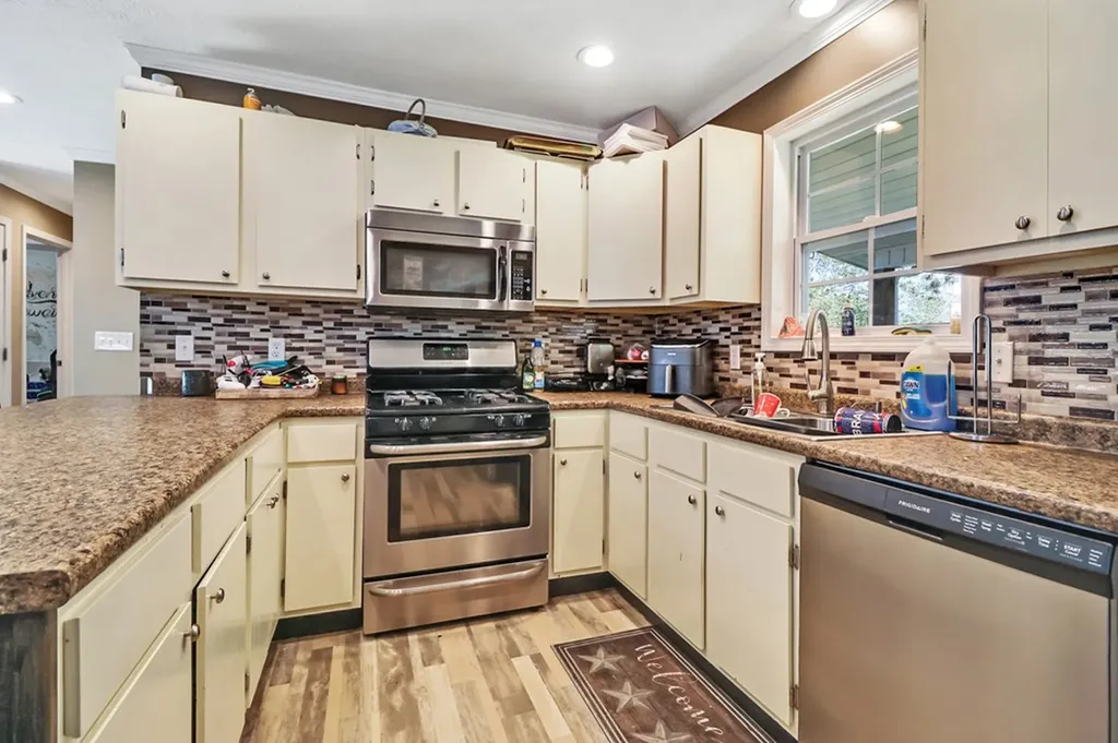 141 Crestview Drive Crossville TN 38555