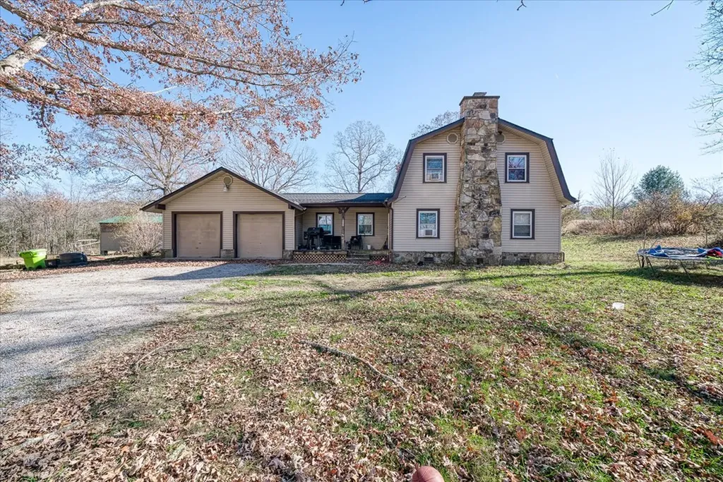 8267 Highway 127 S Crossville TN 38572
